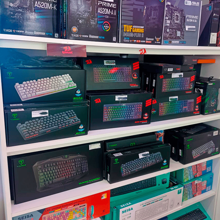 Play Geek Foto 20
